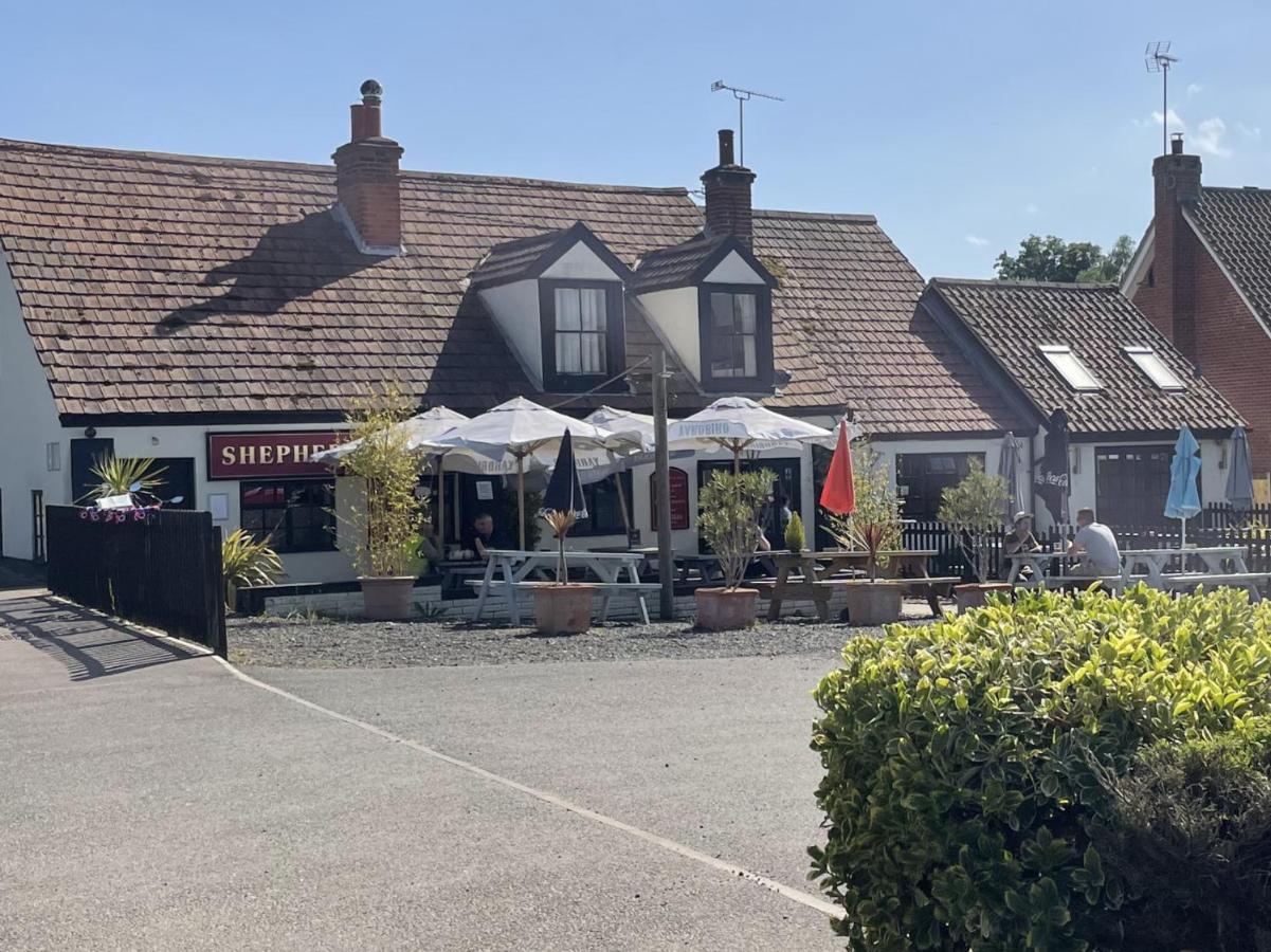 The Cartlodge Hollesley Bagian luar foto